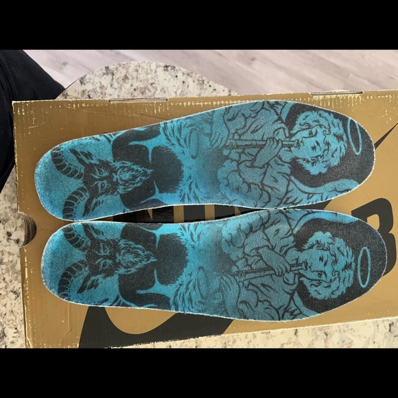 Nike Sb dunk “angel and death” - Picture 6 of 8